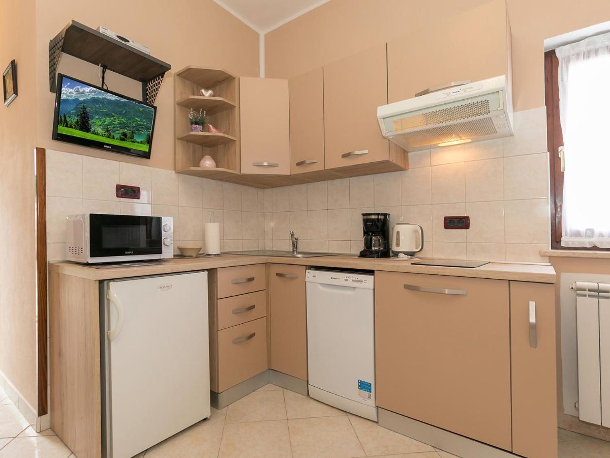 Apartments Davorka ポレッチ エクステリア 写真